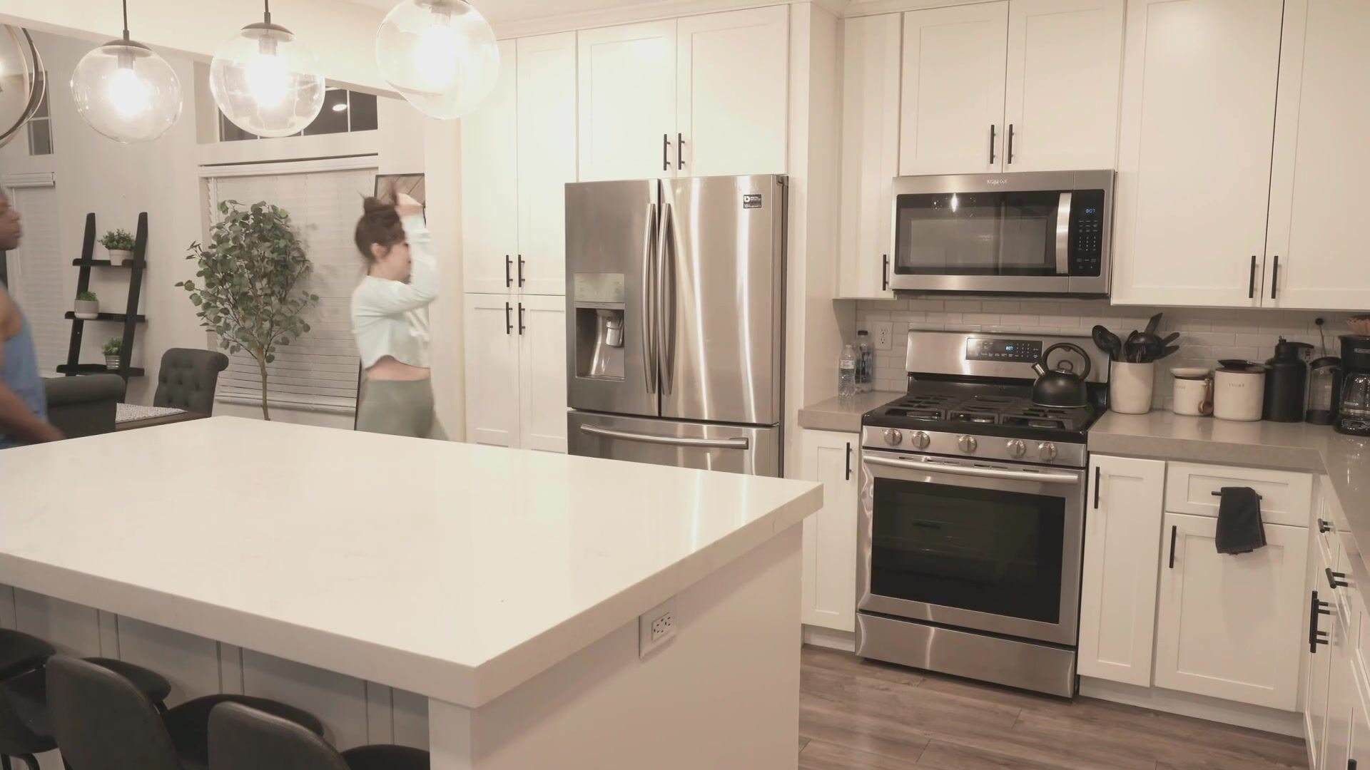 Big booty fitness babe Jenna Noelle gets fucked by BBC roommate